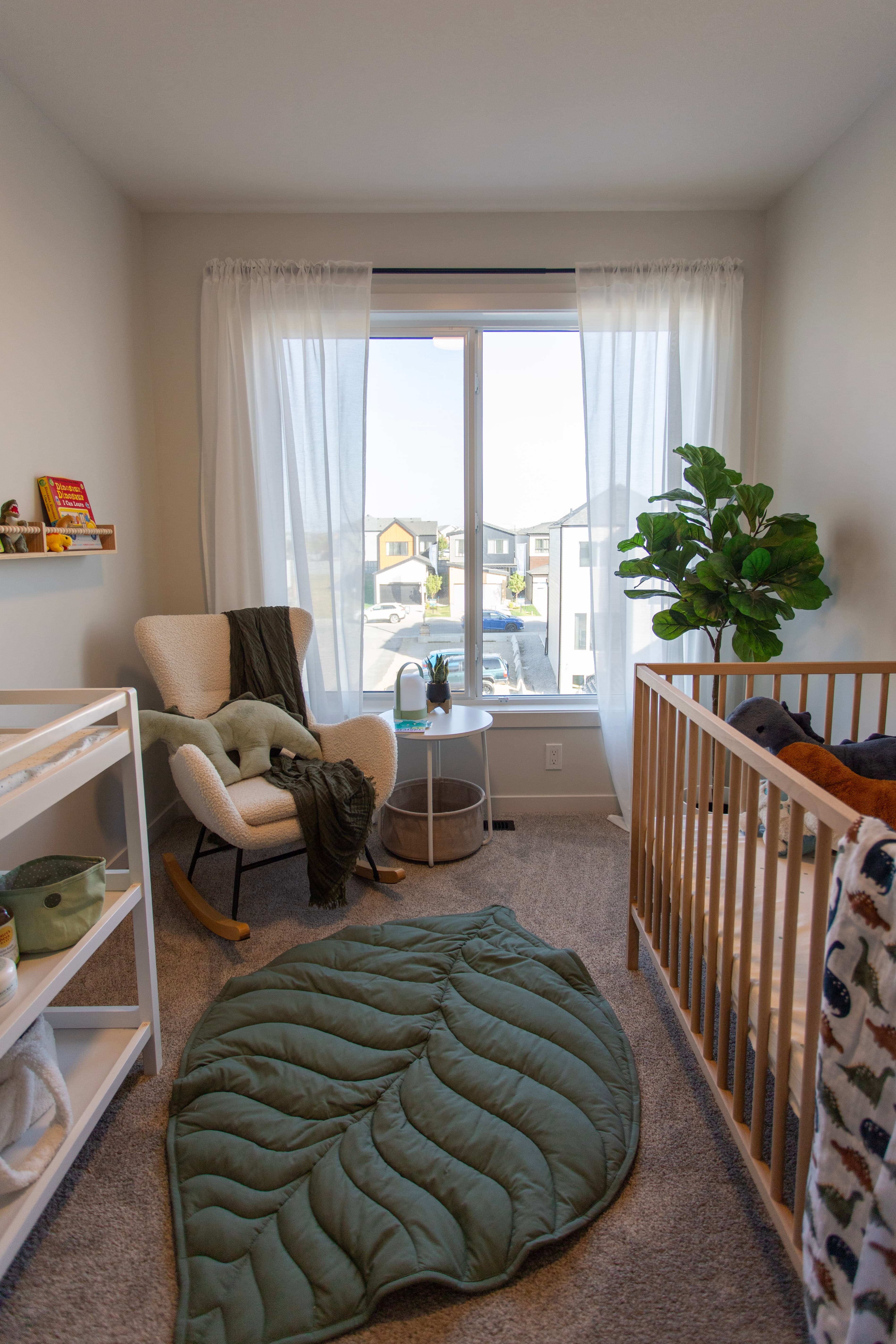 Residential architectural photography of an Edmonton-metro home, by Blake Dahl